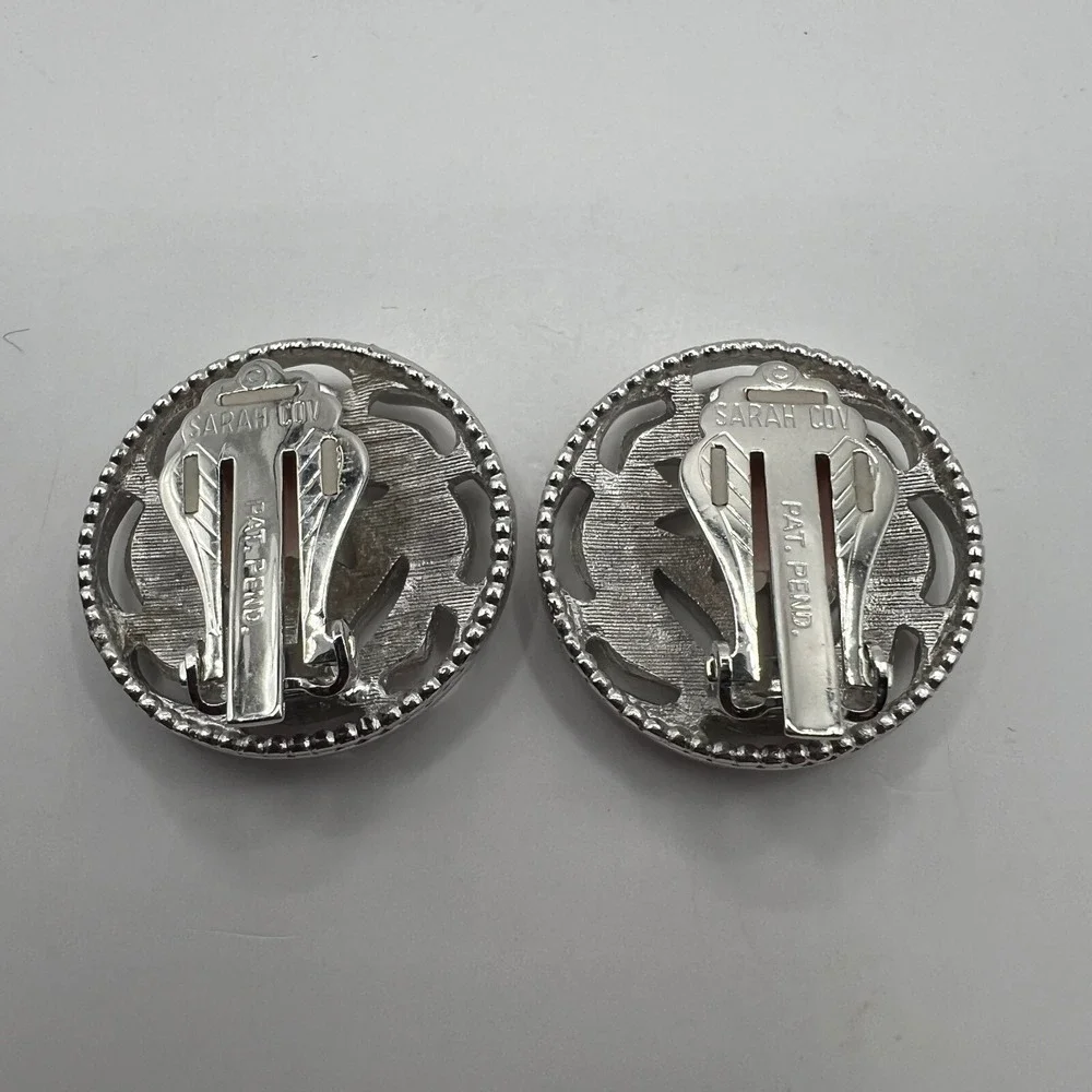 Vintage Sarah Coventry Clip On Earrings‎ Flower Textured Silver Tone Silhouette